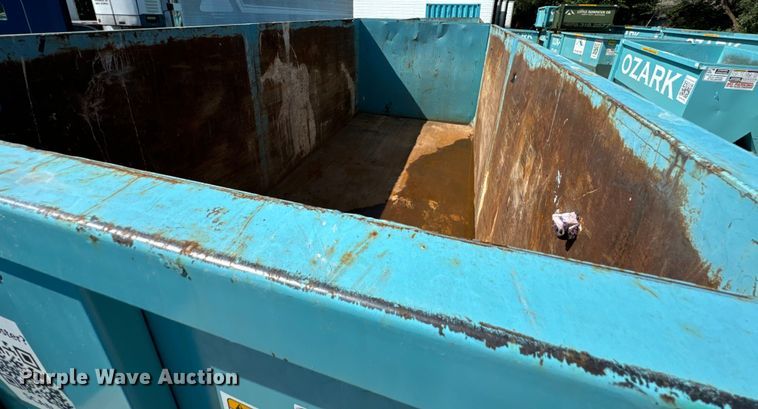 image for item DX1041 Roll-off dumpster 