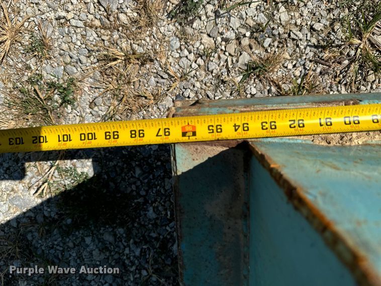 image for item DX1042 Roll-off dumpster 