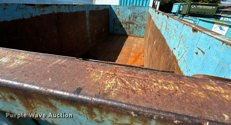 image for item DX1042 Roll-off dumpster 
