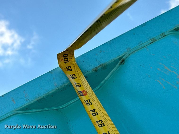 image for item DX1043 Roll-off storage container