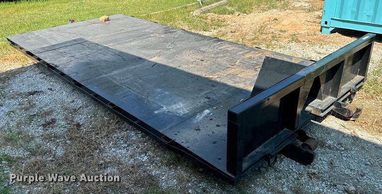 image for item DX1045 Roll-off flatbed