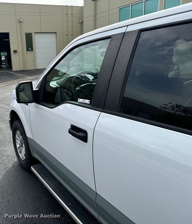 image for item DX3553 2019 Ford F150 XL SuperCrew pickup truck