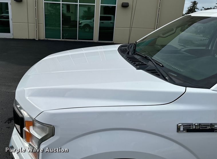 image for item DX3553 2019 Ford F150 XL SuperCrew pickup truck