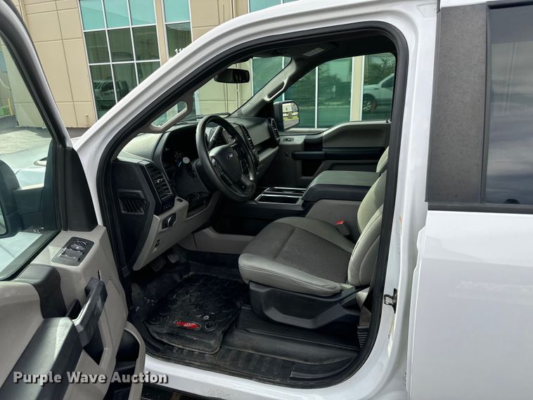 image for item DX3553 2019 Ford F150 XL SuperCrew pickup truck