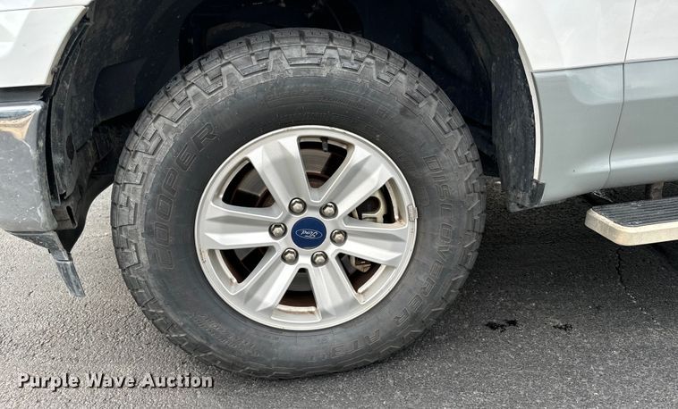 image for item DX3553 2019 Ford F150 XL SuperCrew pickup truck