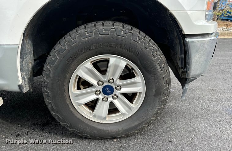 image for item DX3553 2019 Ford F150 XL SuperCrew pickup truck