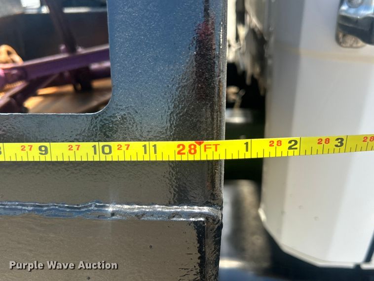 image for item EG0767 2003 Freightliner  Business Class M2 rollback truck