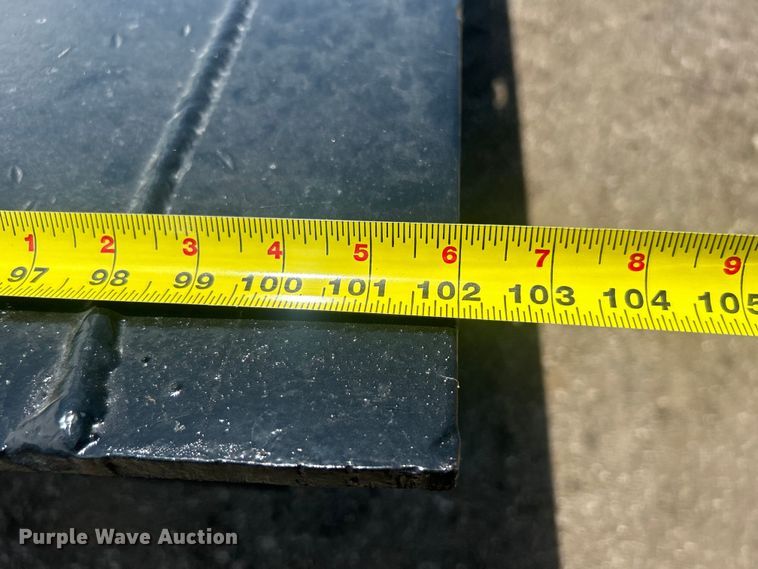 image for item EG0767 2003 Freightliner  Business Class M2 rollback truck