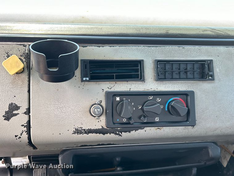 image for item EG0767 2003 Freightliner  Business Class M2 rollback truck