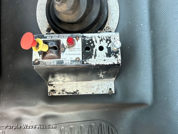 image for item EG0767 2003 Freightliner  Business Class M2 rollback truck