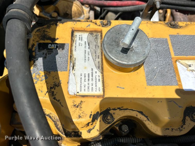 image for item EG0767 2003 Freightliner  Business Class M2 rollback truck