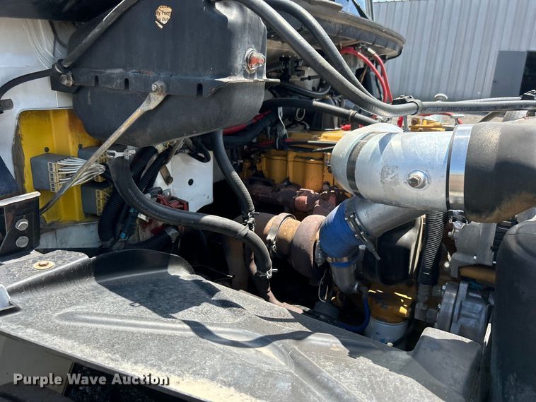 image for item EG0767 2003 Freightliner  Business Class M2 rollback truck