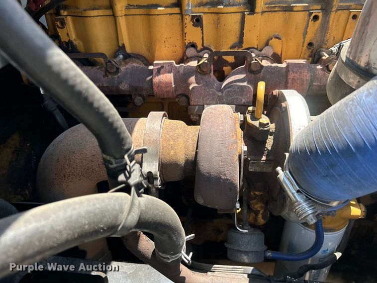 image for item EG0767 2003 Freightliner  Business Class M2 rollback truck