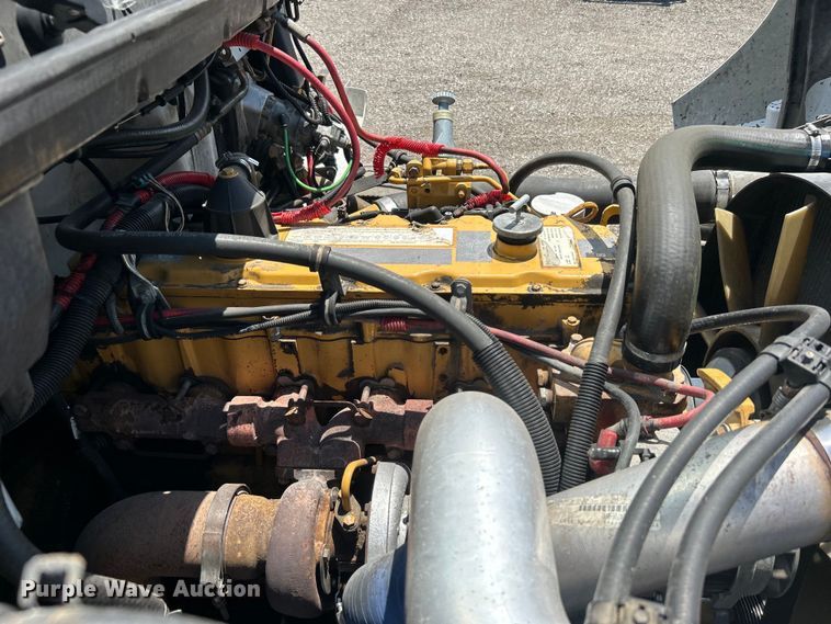 image for item EG0767 2003 Freightliner  Business Class M2 rollback truck