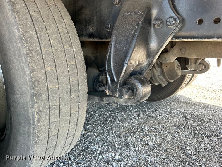 image for item EG0767 2003 Freightliner  Business Class M2 rollback truck