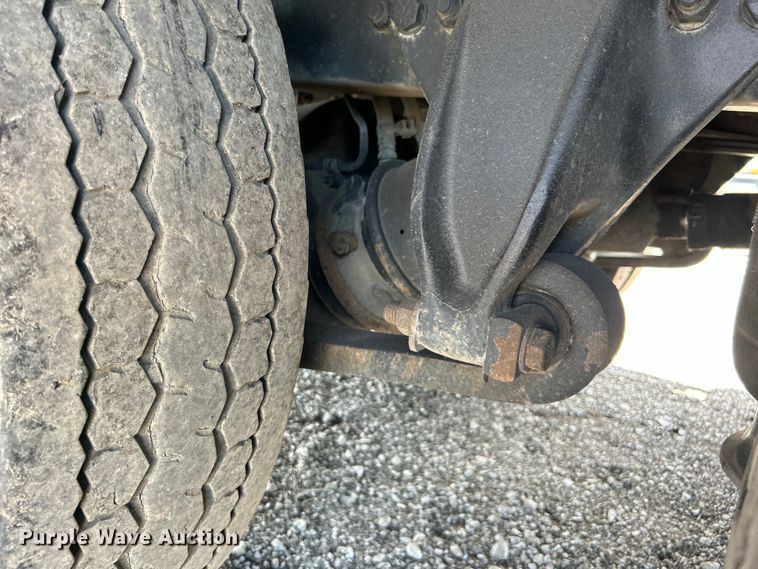 image for item EG0767 2003 Freightliner  Business Class M2 rollback truck