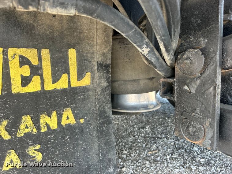 image for item EG0767 2003 Freightliner  Business Class M2 rollback truck