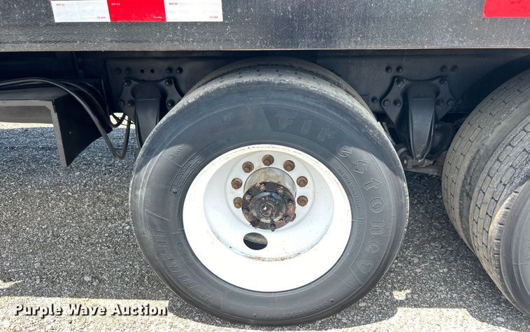 image for item EG0767 2003 Freightliner  Business Class M2 rollback truck