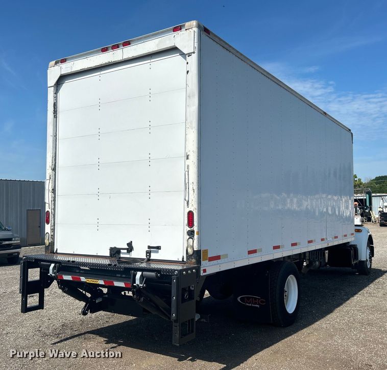 image for item EG0778 2005 Kenworth T300 box truck