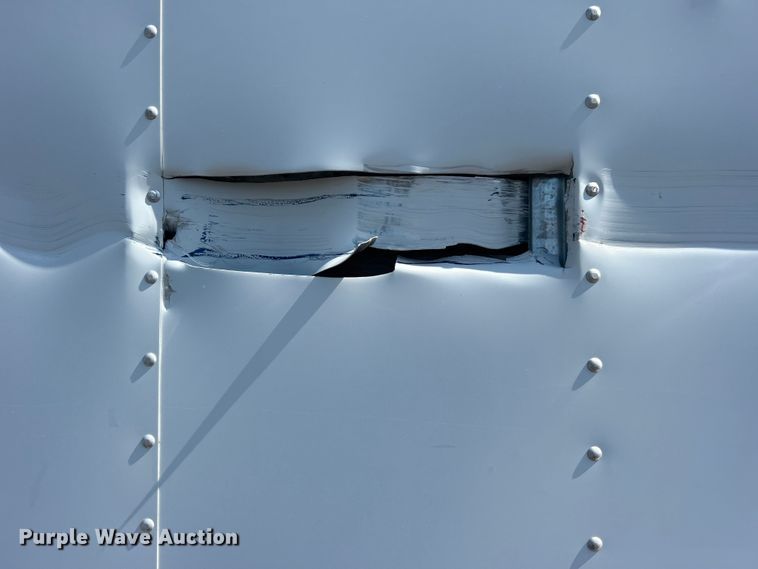 image for item EG0778 2005 Kenworth T300 box truck