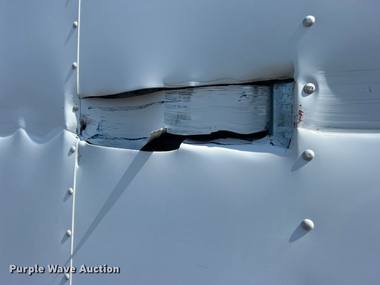 image for item EG0778 2005 Kenworth T300 box truck