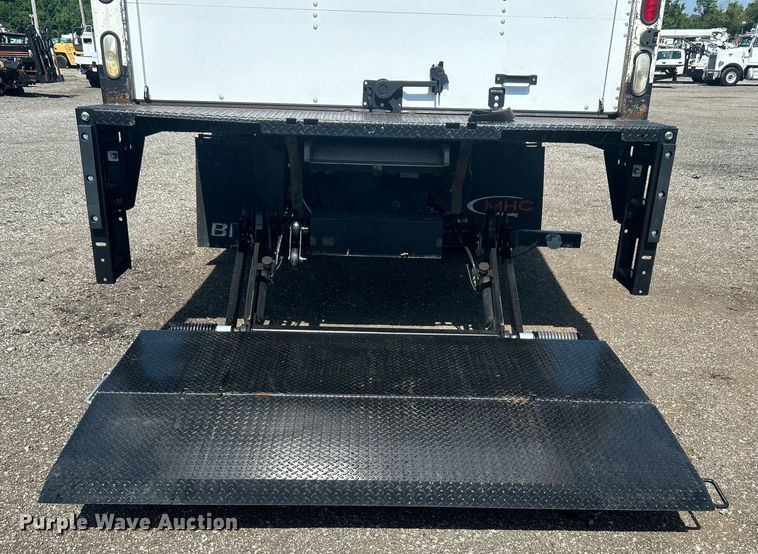 image for item EG0778 2005 Kenworth T300 box truck