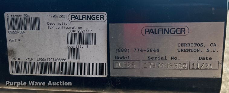 image for item EG0778 2005 Kenworth T300 box truck