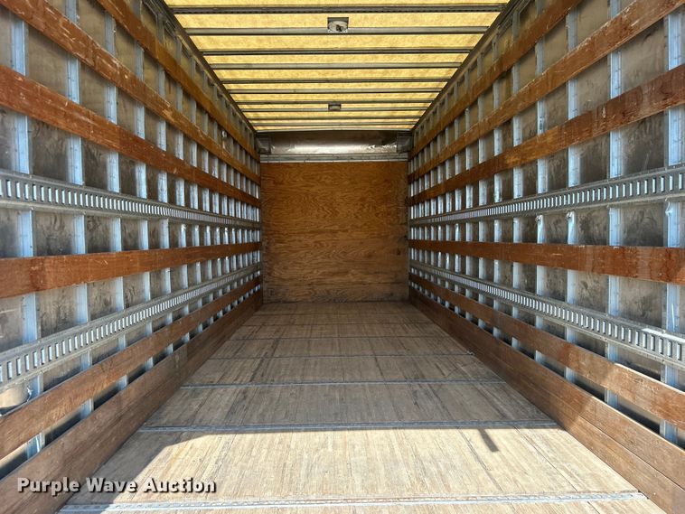 image for item EG0778 2005 Kenworth T300 box truck