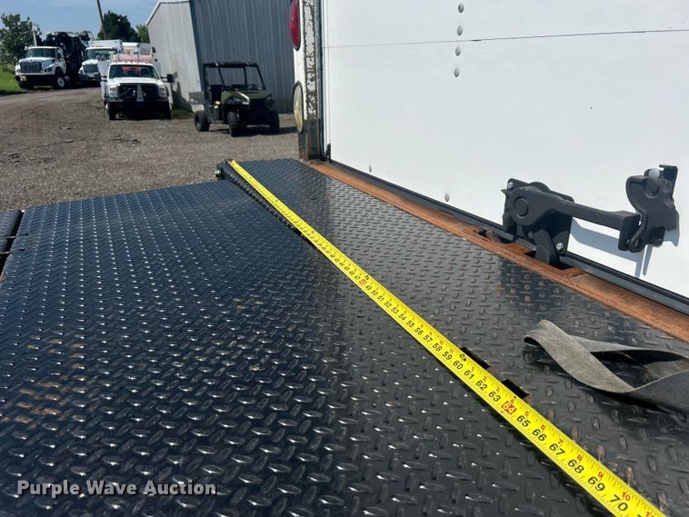 image for item EG0778 2005 Kenworth T300 box truck