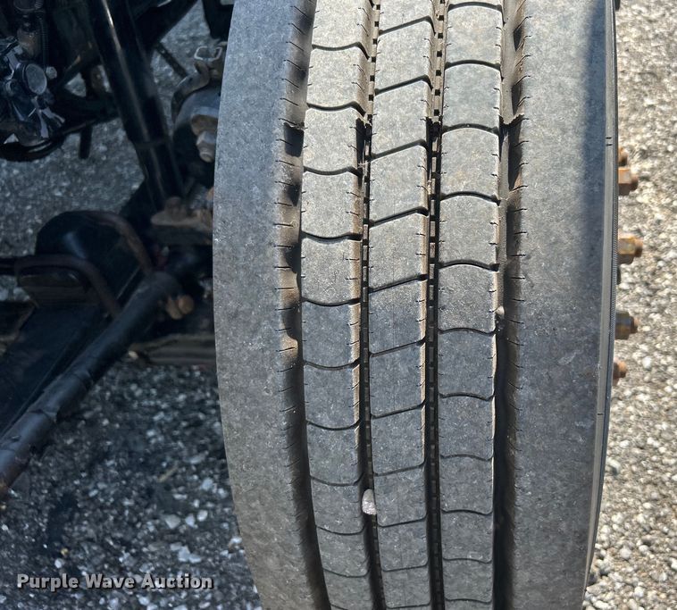 image for item EG0778 2005 Kenworth T300 box truck