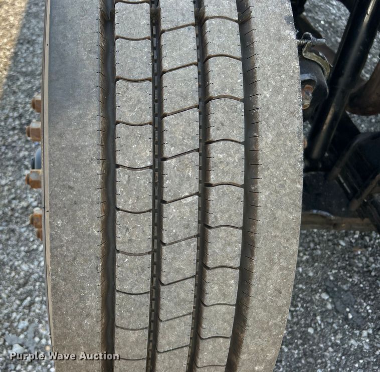 image for item EG0778 2005 Kenworth T300 box truck