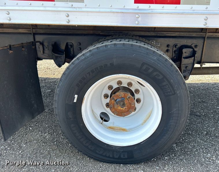 image for item EG0778 2005 Kenworth T300 box truck