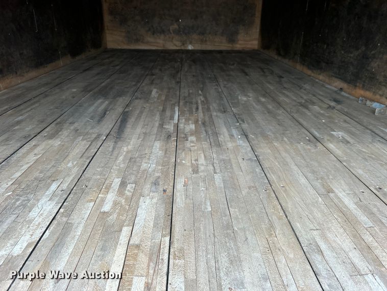 image for item EG0833 2016 Isuzu  NPR box truck