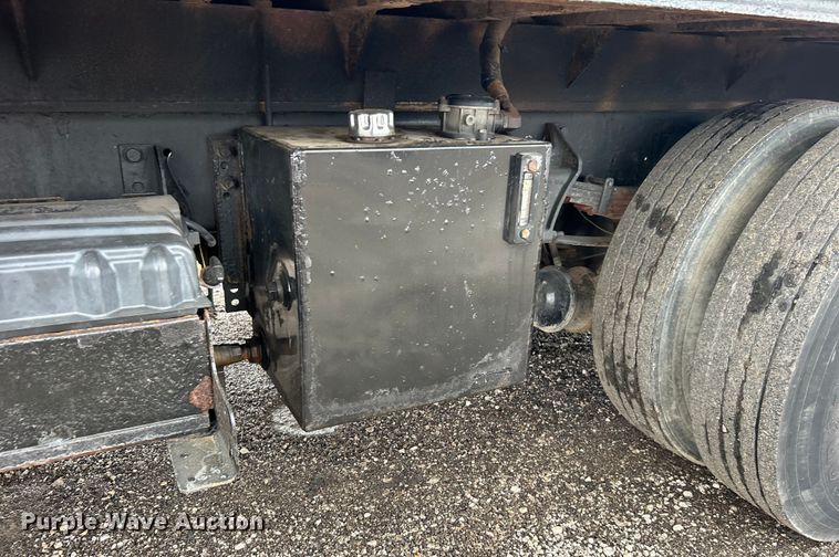 image for item EG0836 2012 Ford F750 Super Duty  flatbed truck