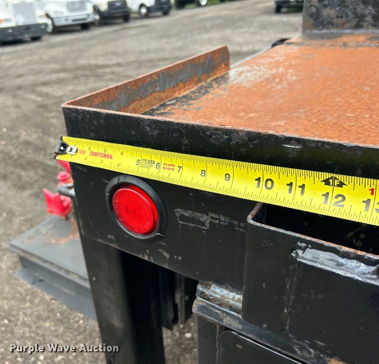 image for item EG0836 2012 Ford F750 Super Duty  flatbed truck