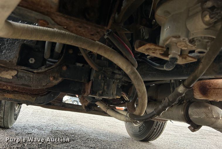 image for item EG0836 2012 Ford F750 Super Duty  flatbed truck