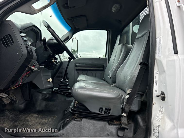 image for item EG0836 2012 Ford F750 Super Duty  flatbed truck