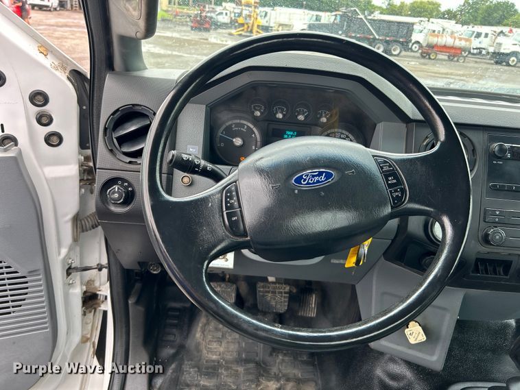 image for item EG0836 2012 Ford F750 Super Duty  flatbed truck