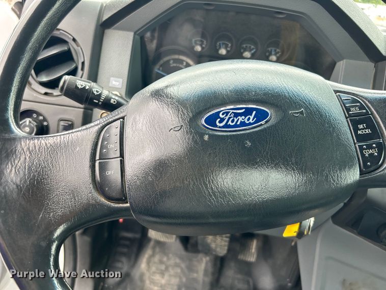 image for item EG0836 2012 Ford F750 Super Duty  flatbed truck