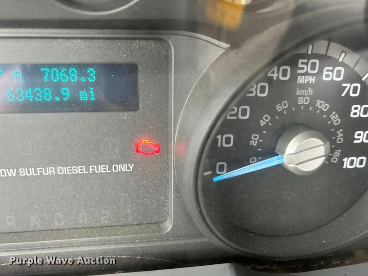 image for item EG0836 2012 Ford F750 Super Duty  flatbed truck