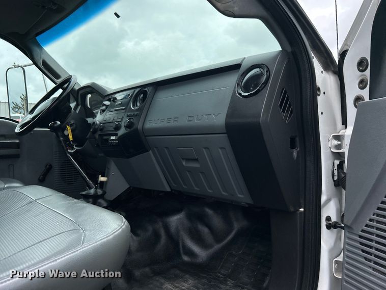 image for item EG0836 2012 Ford F750 Super Duty  flatbed truck