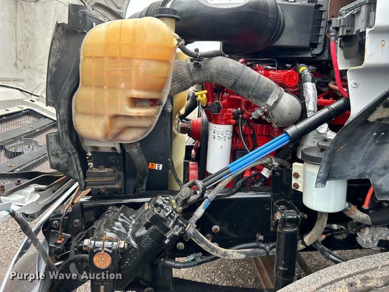 image for item EG0836 2012 Ford F750 Super Duty  flatbed truck