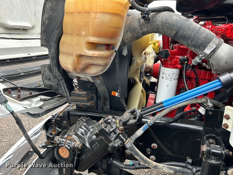 image for item EG0836 2012 Ford F750 Super Duty  flatbed truck