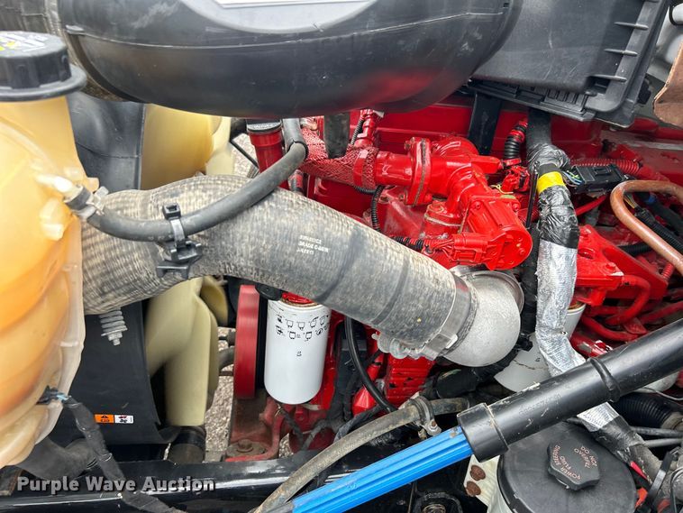 image for item EG0836 2012 Ford F750 Super Duty  flatbed truck