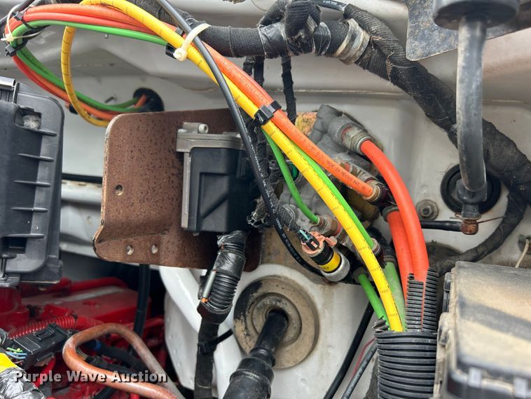 image for item EG0836 2012 Ford F750 Super Duty  flatbed truck