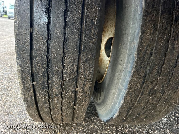 image for item EG0836 2012 Ford F750 Super Duty  flatbed truck