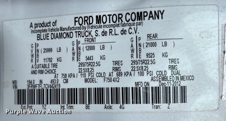 image for item EG0836 2012 Ford F750 Super Duty  flatbed truck