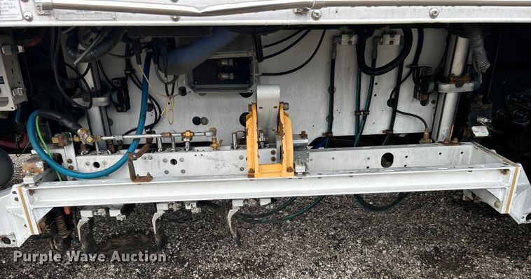 image for item EG0840 2011 Ford F750 Super Duty  railroad inspection truck