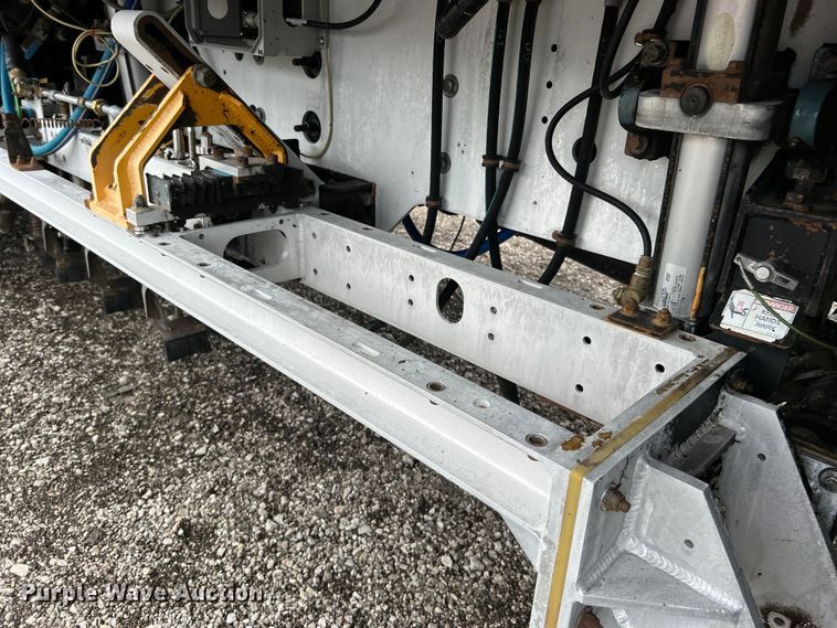 image for item EG0840 2011 Ford F750 Super Duty  railroad inspection truck