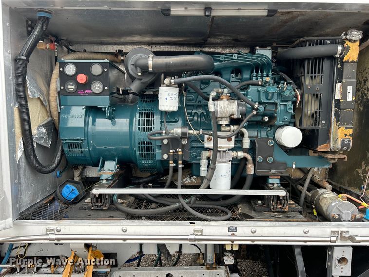 image for item EG0840 2011 Ford F750 Super Duty  railroad inspection truck